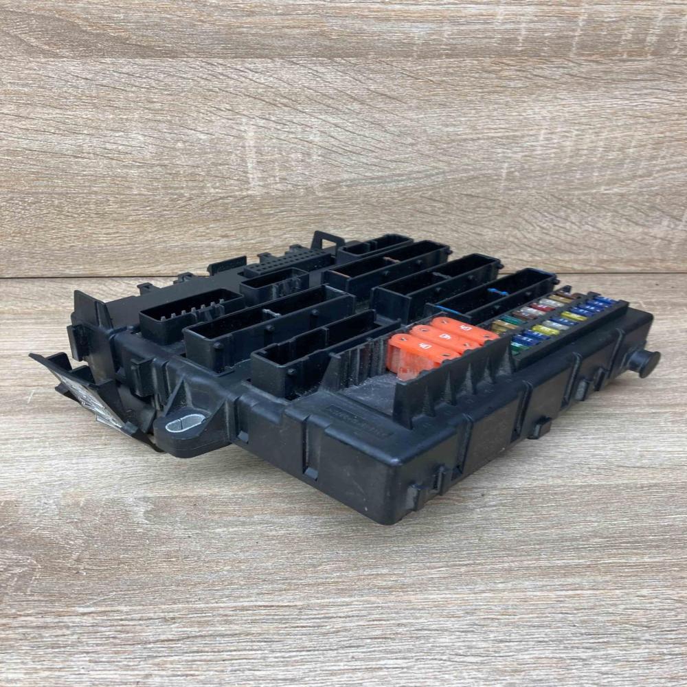 13170895 519044101 DD Fuse module Opel Vectra C