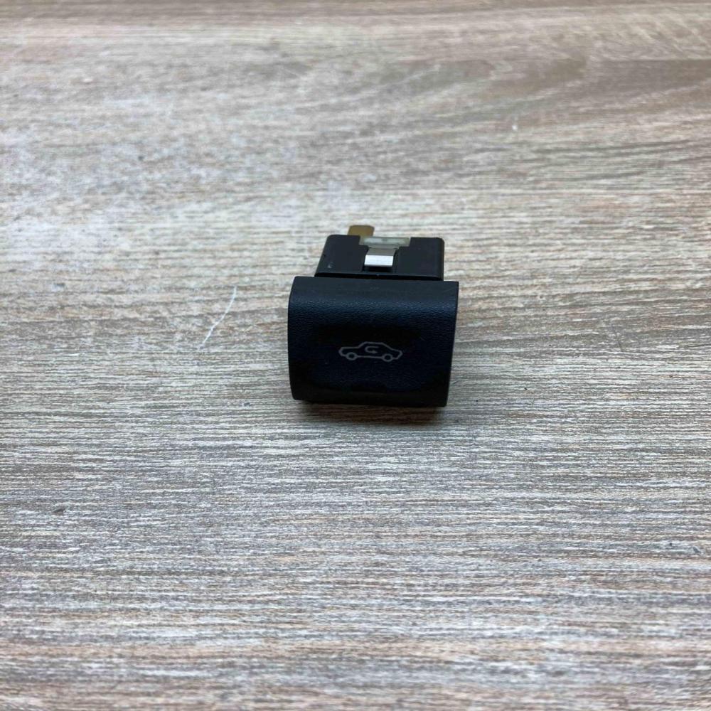 90457320   Air circulation switch Opel Vectra B