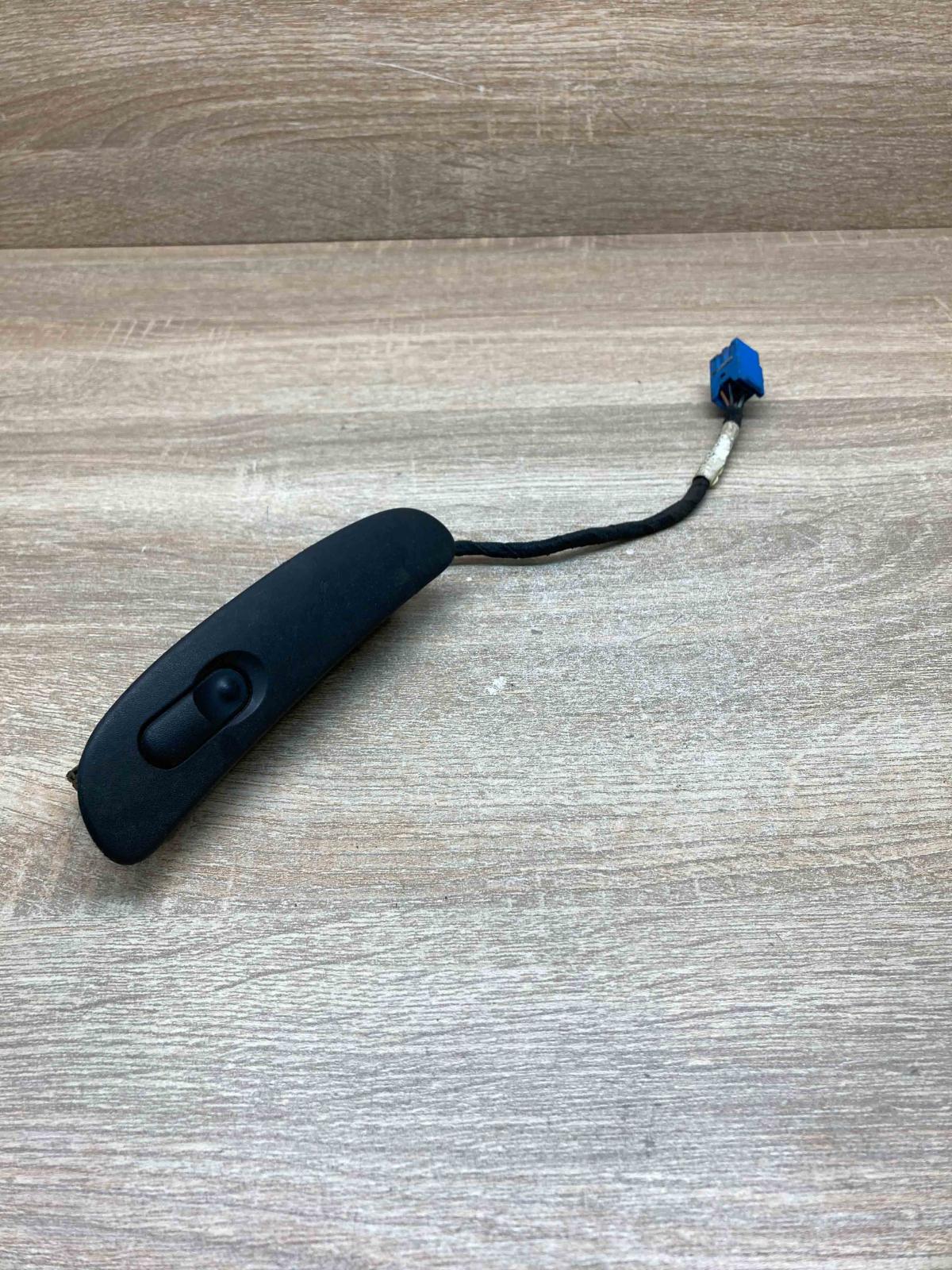 495331 90433074  Electric window control switch Opel Vectra B