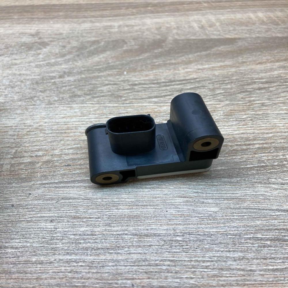 6911003 291005  Airbag deployment crash/impact sensor BMW 3 E90 E91