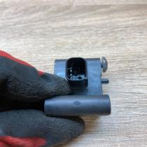 6911003 291005  Airbag deployment crash/impact sensor BMW 3 E90 E91