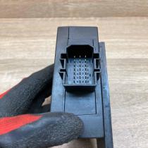 1J0959799H 5DK007951  Comfort/convenience module Volkswagen PASSAT B5
