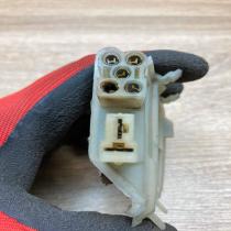 357959263 881048164  Heater blower motor/fan resistor Audi 80 90 S2 B4