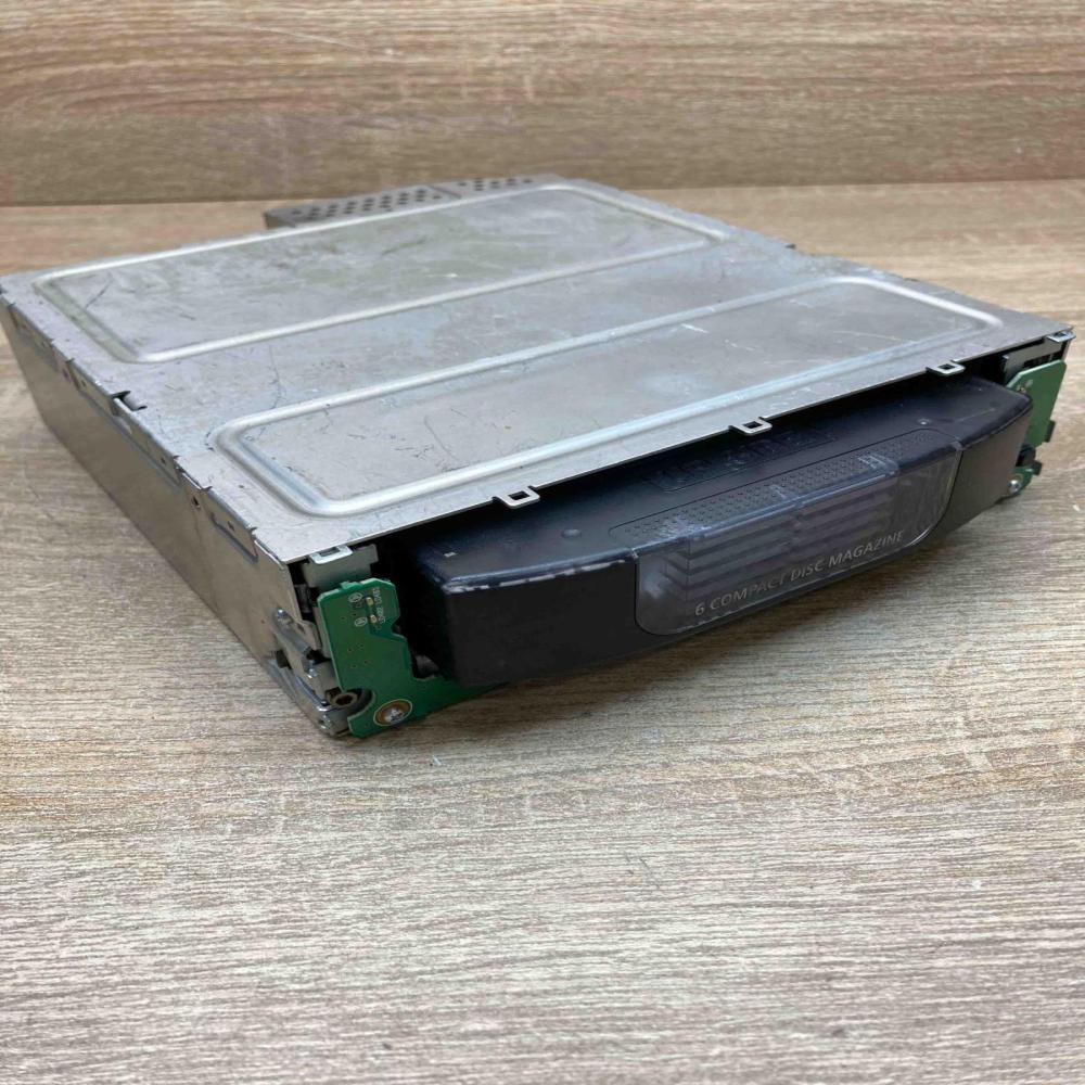 6956939   CD/DVD changer BMW 5 E60 E61