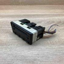 1374288  With Plug Clock BMW 5 E34
