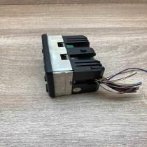 1374288  With Plug Clock BMW 5 E34