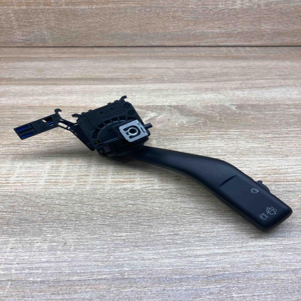1K0953519   Wiper control stalk Seat Leon (1P)