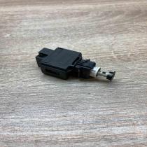 9128577   Brake pedal sensor switch Volvo S40, V40