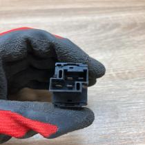 9128577   Brake pedal sensor switch Volvo S40, V40
