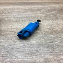1H0927189   Clutch pedal sensor Volkswagen PASSAT B4