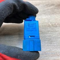 1H0927189   Clutch pedal sensor Volkswagen PASSAT B4