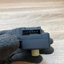 75622D 300301  Air flap motor/actuator Volvo S60