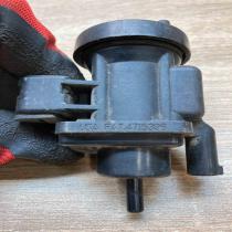 A0005450427 4715396 Used Turbo solenoid valve Mercedes-Benz S W220