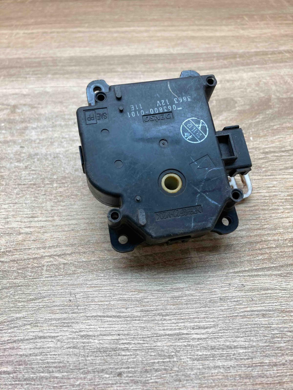 063800 0101   Air flap motor/actuator Honda Accord