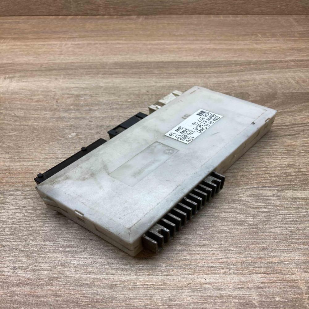 8376693 608377 10  Comfort/convenience module BMW 5 E39