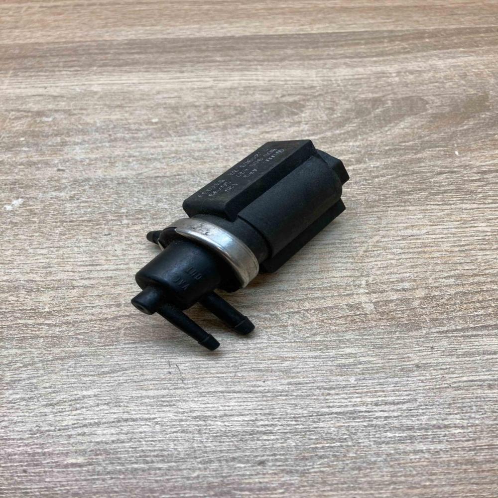 8D0906627 72190332  Turbo solenoid valve Audi A4 S4 B5 8D