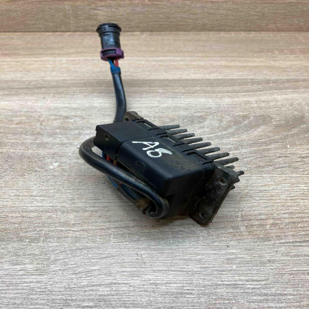 4A0820521A 5DS006455  Heater blower motor/fan resistor Audi A6 S6 C5 4B
