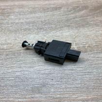 9442070   Brake pedal sensor switch Volvo S60