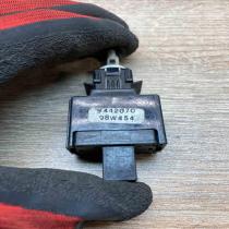 9442070   Brake pedal sensor switch Volvo S60