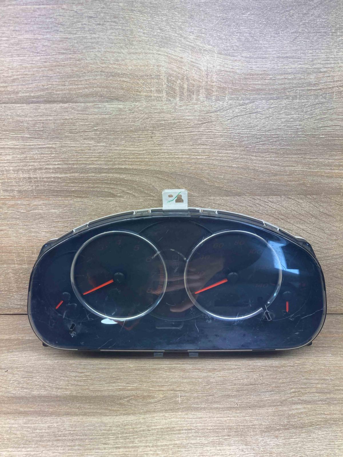 GK2F   Speedometer (instrument cluster) Mazda 6