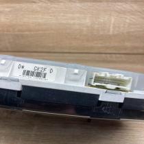 GK2F   Speedometer (instrument cluster) Mazda 6