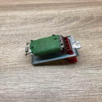 8D0959263 740245833F  Heater blower motor/fan resistor Volkswagen PASSAT B5.5