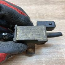 028906263J   Turbo solenoid valve Audi A4 S4 B5 8D
