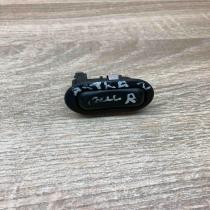 90561388 13363100  Electric window control switch Opel Zafira A