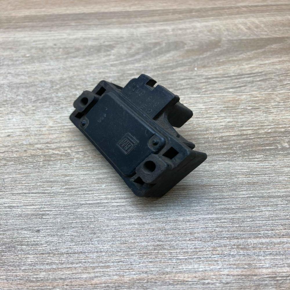 8766002   Air pressure sensor Opel Astra F