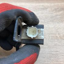 89173 48030  RH Airbag deployment crash/impact sensor Toyota Avensis Verso