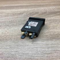 3B0953235B   Hazard light switch Volkswagen PASSAT B5