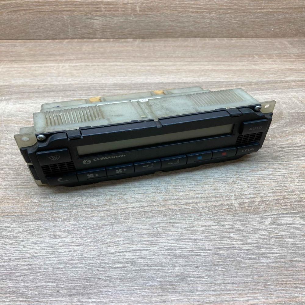 3B1907044B 5HB007617 Used Climate control unit Volkswagen PASSAT B5