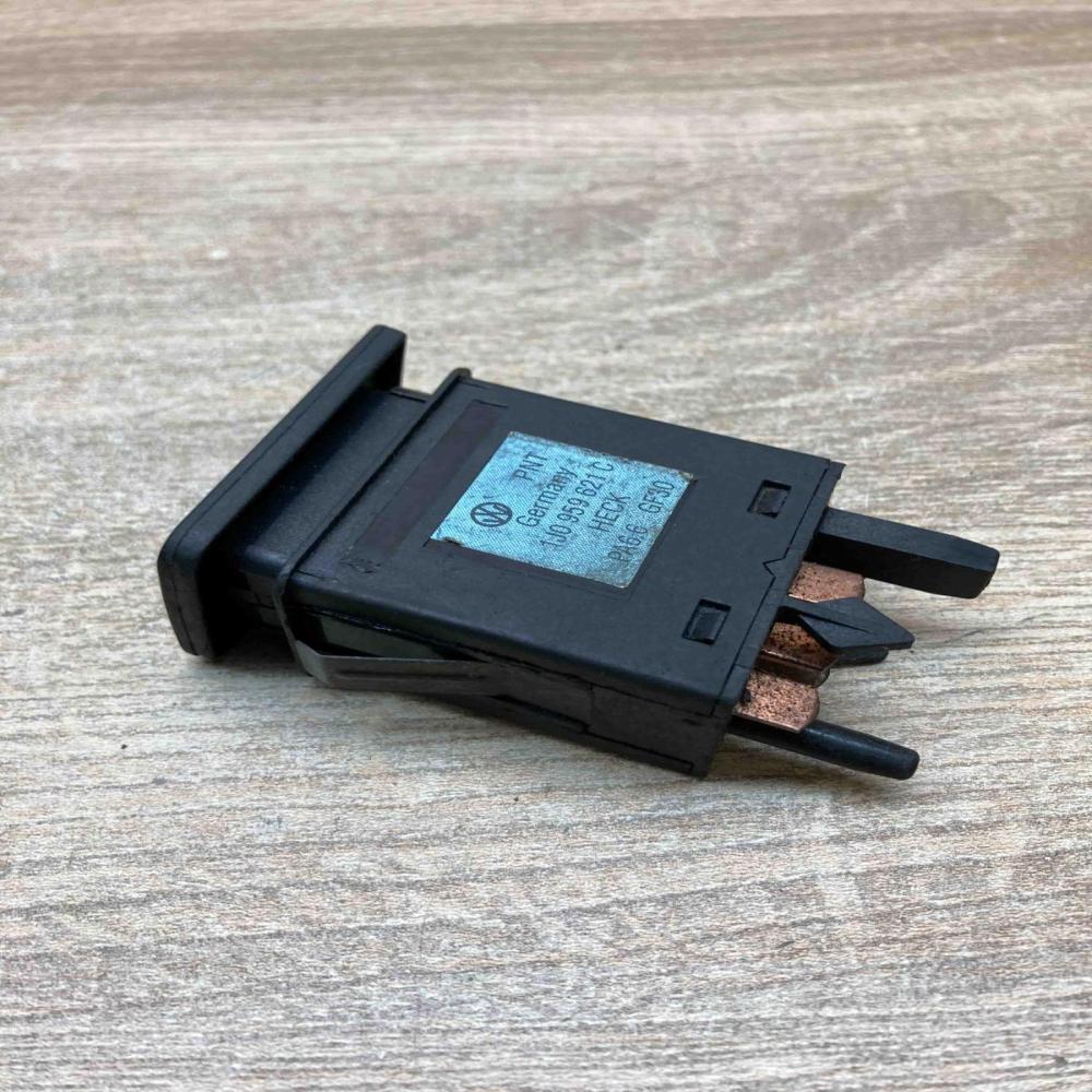 1J0959621C   Windscreen/window heater switch Volkswagen Golf IV