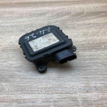 8D1820511B 013280116  Air flap motor/actuator Volkswagen PASSAT B5