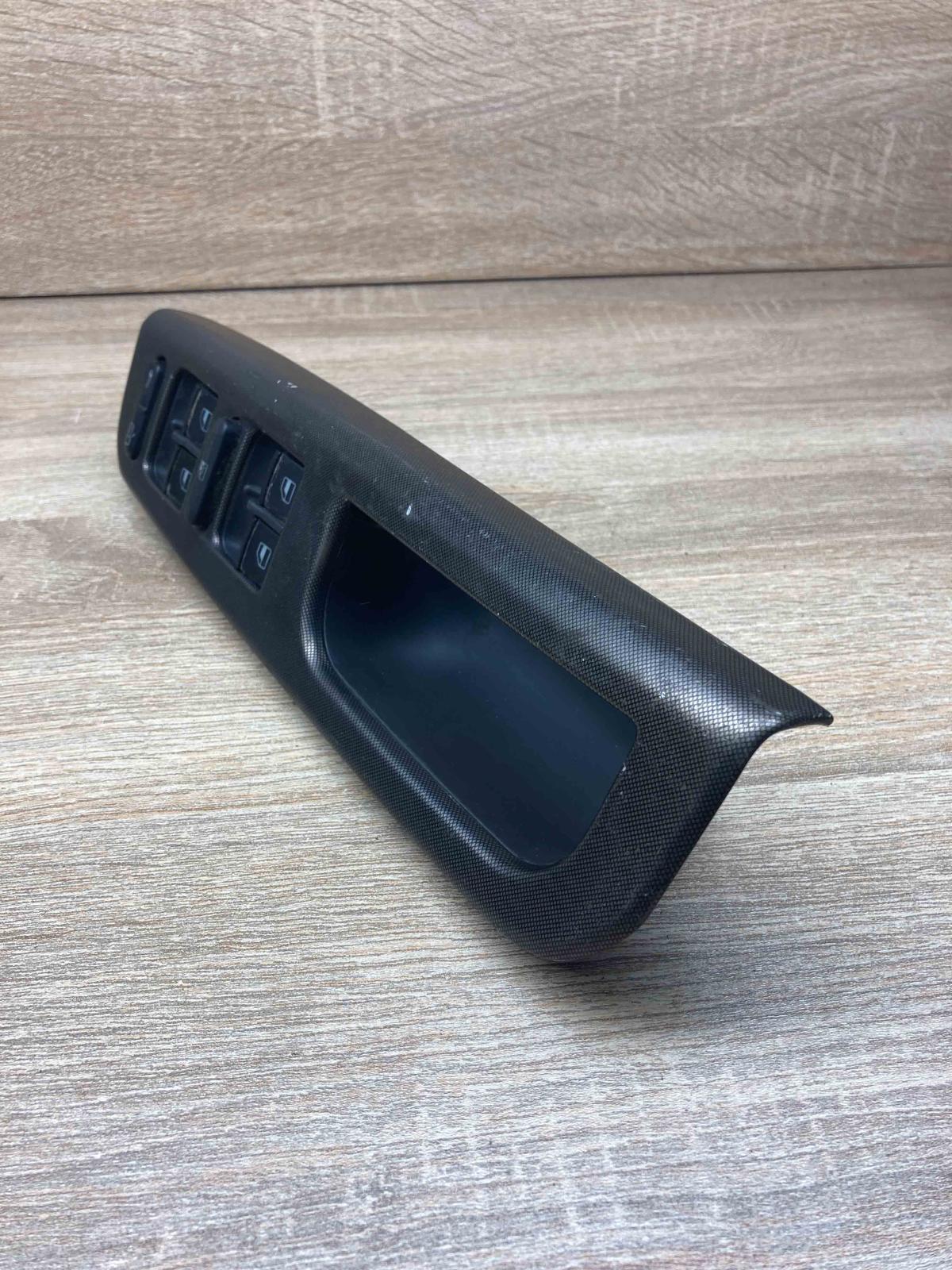 1J4959857D   Electric window control switch Volkswagen PASSAT B5.5