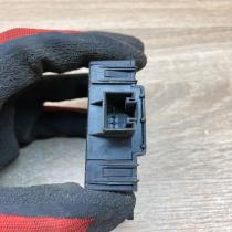 1K0907719B   Alarm control unit/module Volkswagen Touran I
