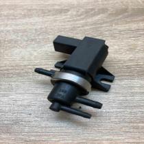 1J0906627   Turbo solenoid valve Volkswagen PASSAT B5.5