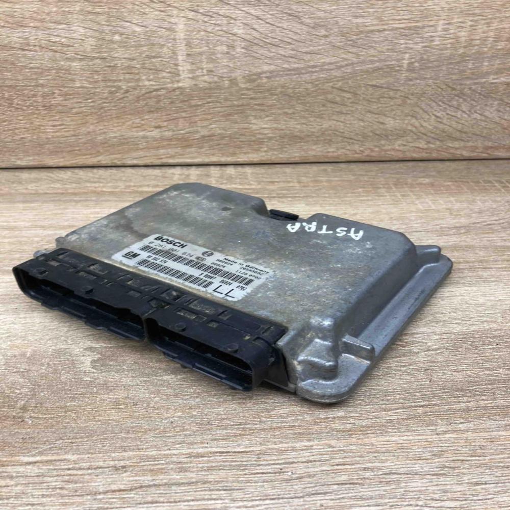 90562574 0281001674 LL Engine control unit/module ECU Opel Astra G