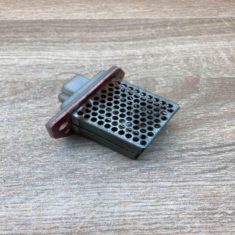 Forester Heater resistor   Heater blower motor/fan resistor Subaru Forester SF