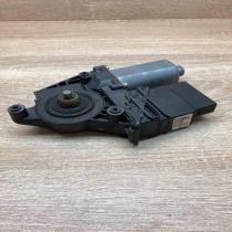 0130821697   Rear door window regulator motor Volkswagen PASSAT B5.5