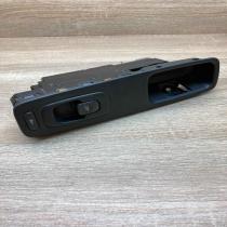8622040   Electric window control switch Volvo S80