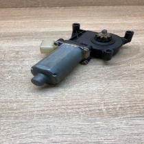 0130821708   Front door window regulator motor Mercedes-Benz C W202