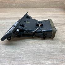 9115858 141218 10  Dashboard side air vent grill/cover trim BMW 7 F01 F02 F03 F0