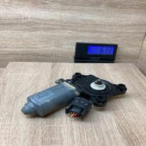 A2208204542  With Plug Front door window regulator motor Mercedes-Benz S W220