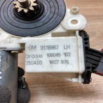 9178987  With Plug Front door window regulator motor Opel Vectra C