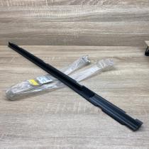 1J9839471D   Rear door window/glass frame Volkswagen Golf V