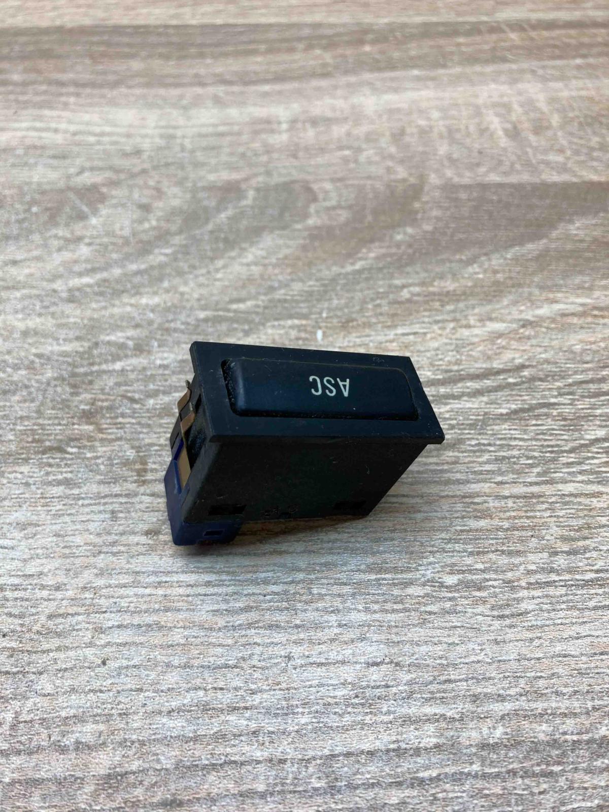 8363694   ESP (stability program) switch BMW 3 E46