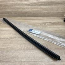 A2467350065   Rear door window/glass frame Mercedes-Benz B W246 W242