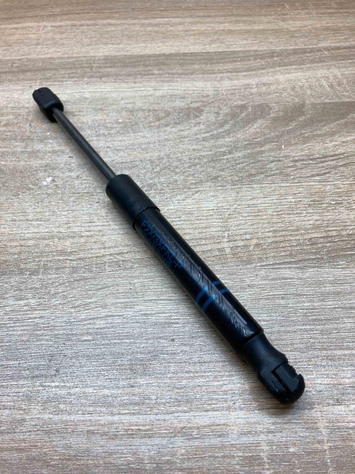248570 0610N   Tailgate/trunk strut/damper BMW 1 F20 F21