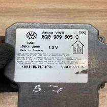 6Q0909605C 5WK42900  Airbag control unit/module Volkswagen PASSAT B5.5